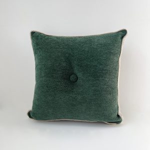 coussin verdy vert bouton sur fond blanc