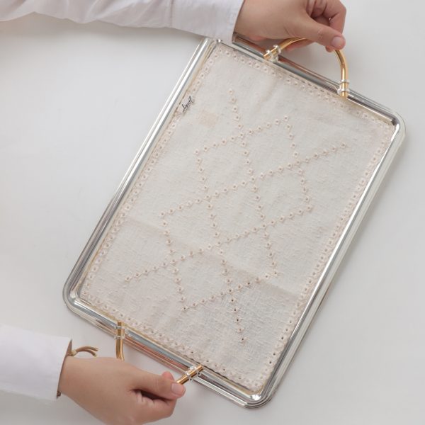 lot lazura beige fond de plateau sur fond blanc