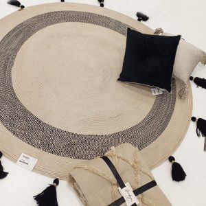 Tapis rond tressé avec bordure noir et beige